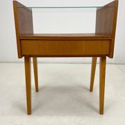 Table d'appoint ou table de nuit des années 1960 par Arch. František Jirak