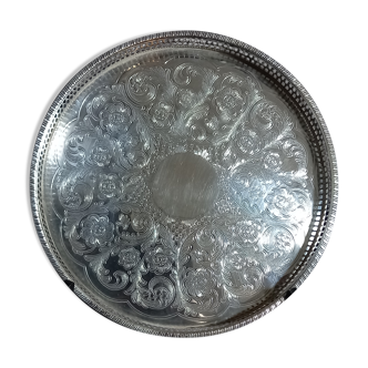 English service tray in engraved silver metal