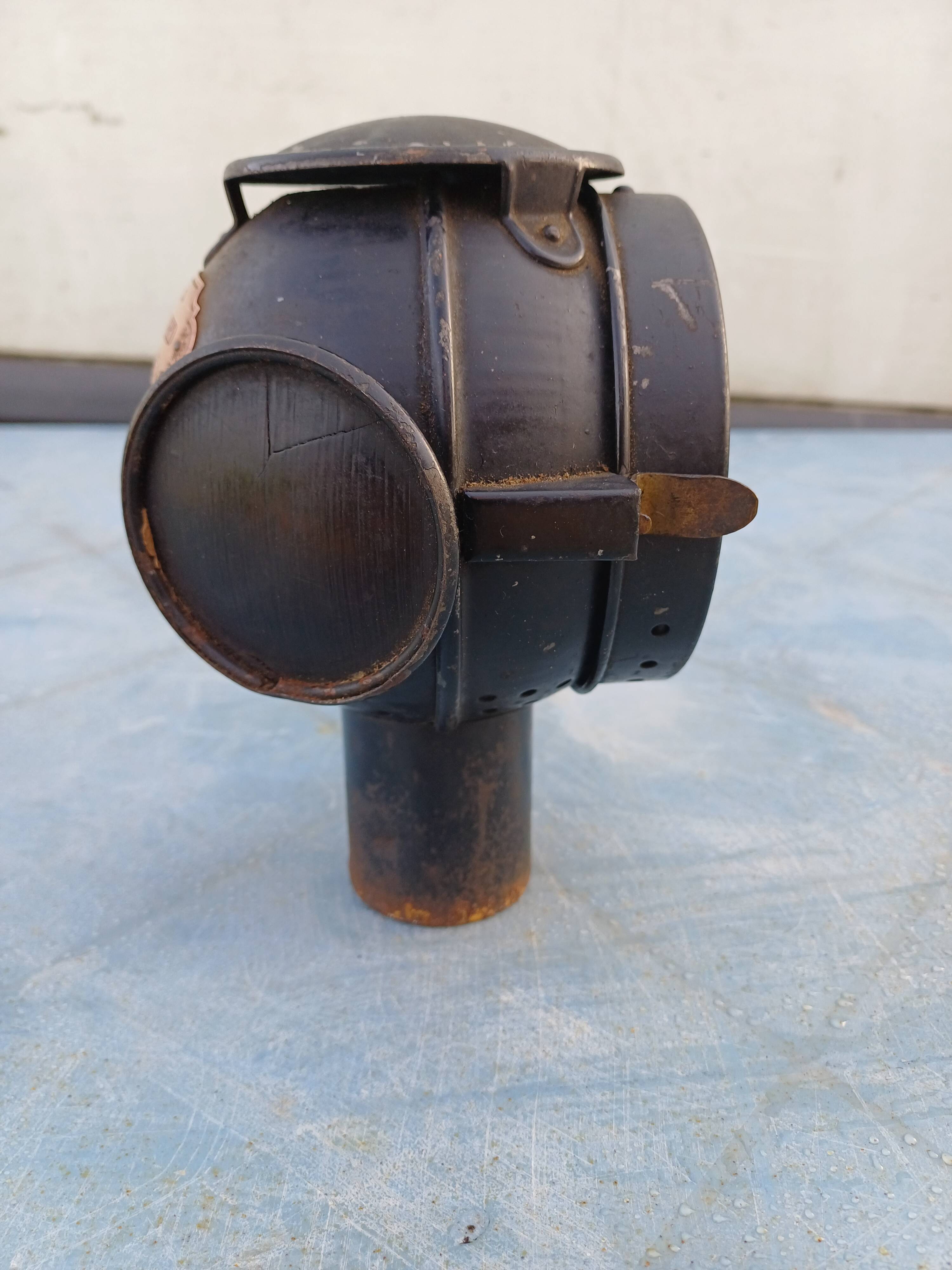 Bernard Headlight Lamp “The Vestales”