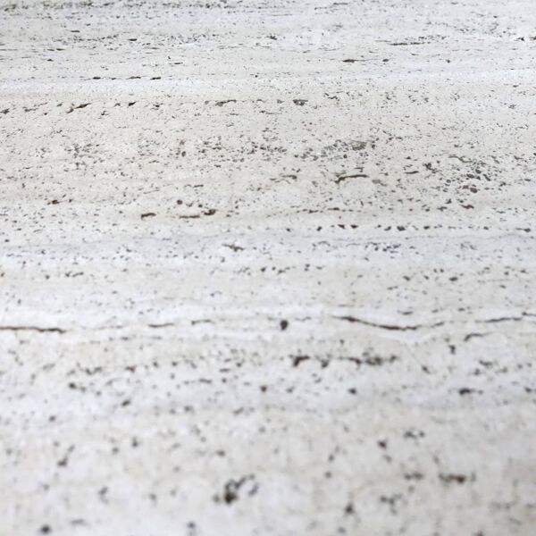 Table basse avec cuir et travertin