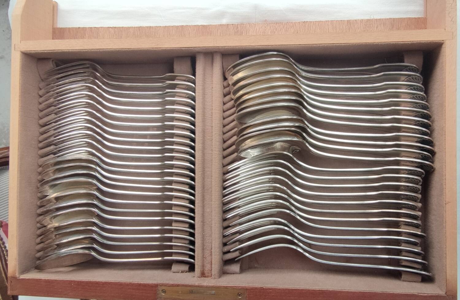 Old cutlery set furniture François Frionnet 106 pieces