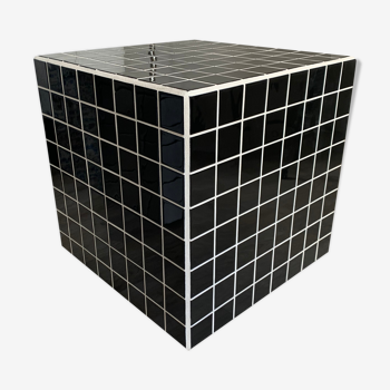 Cube tiled mosaic