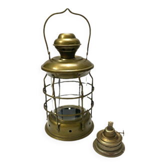 the Maritime Antique Ship Boat Hanging Oil Lamp Lantern - A Tribute to Timeless Elegance
