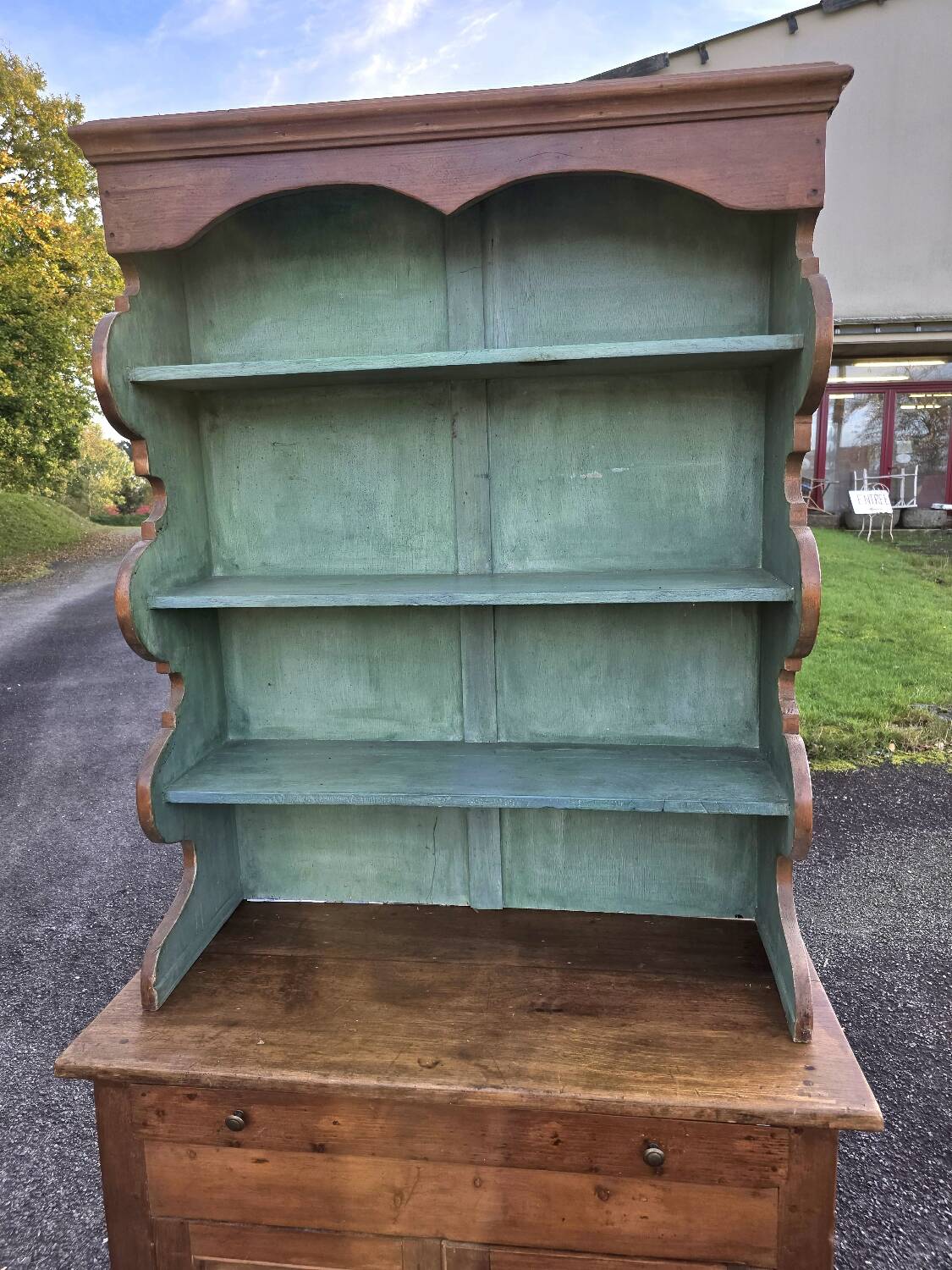 Parisian dresser buffet