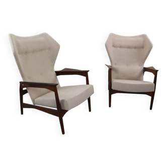 Set of Two Danish Adjustable Wingback Lounge Chairs in Teak by Ib Kofod Larsen