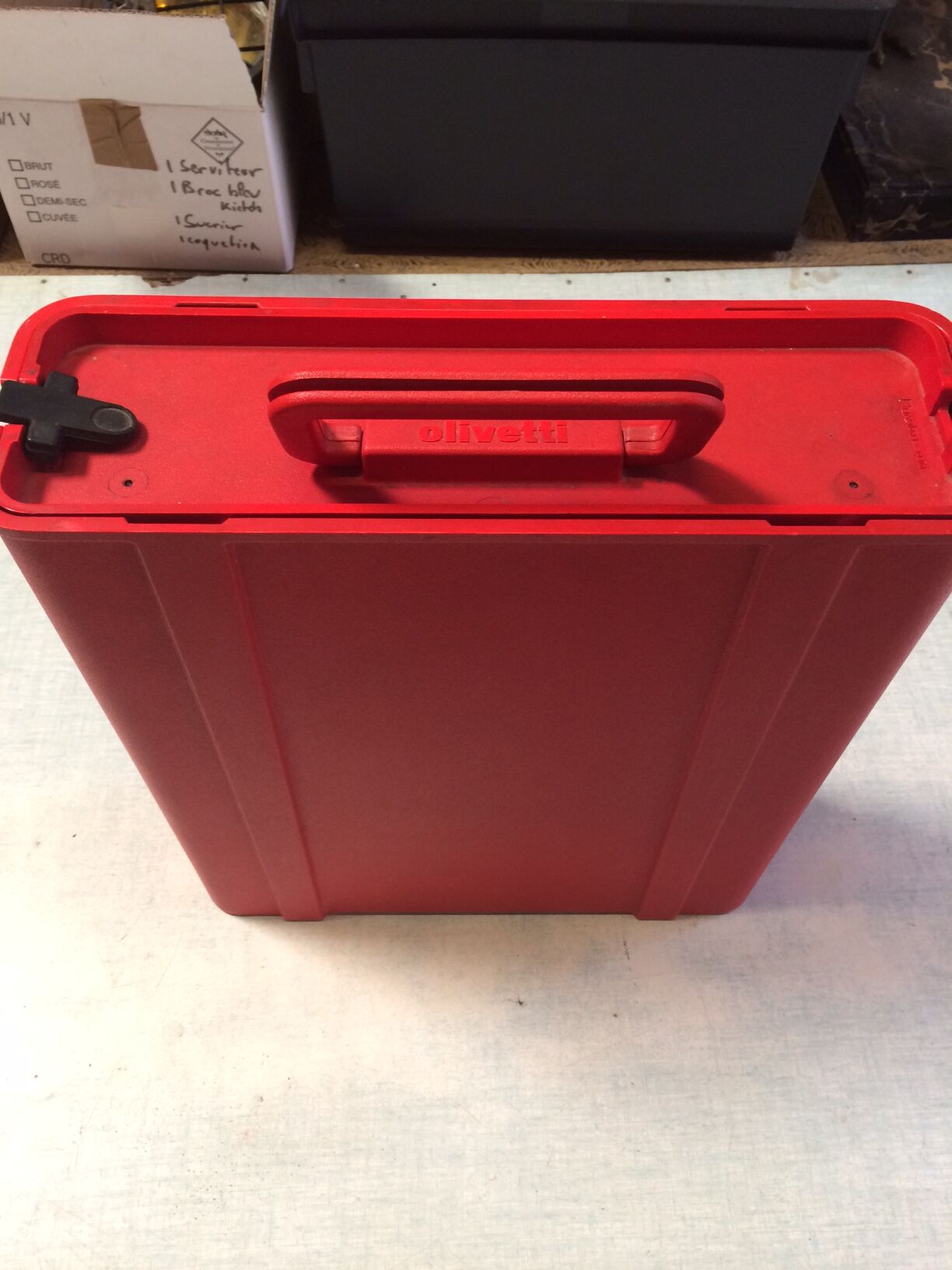 Valentine design ettore Sottsass for Olivetti in 1969