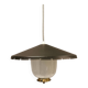Lampe suspendue en verre avec abat-jour en métal laqué noir et base en laiton.