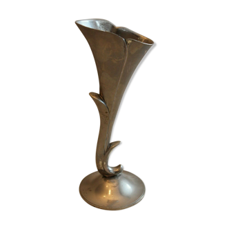 Vase ancien en métal art déco forme végétale