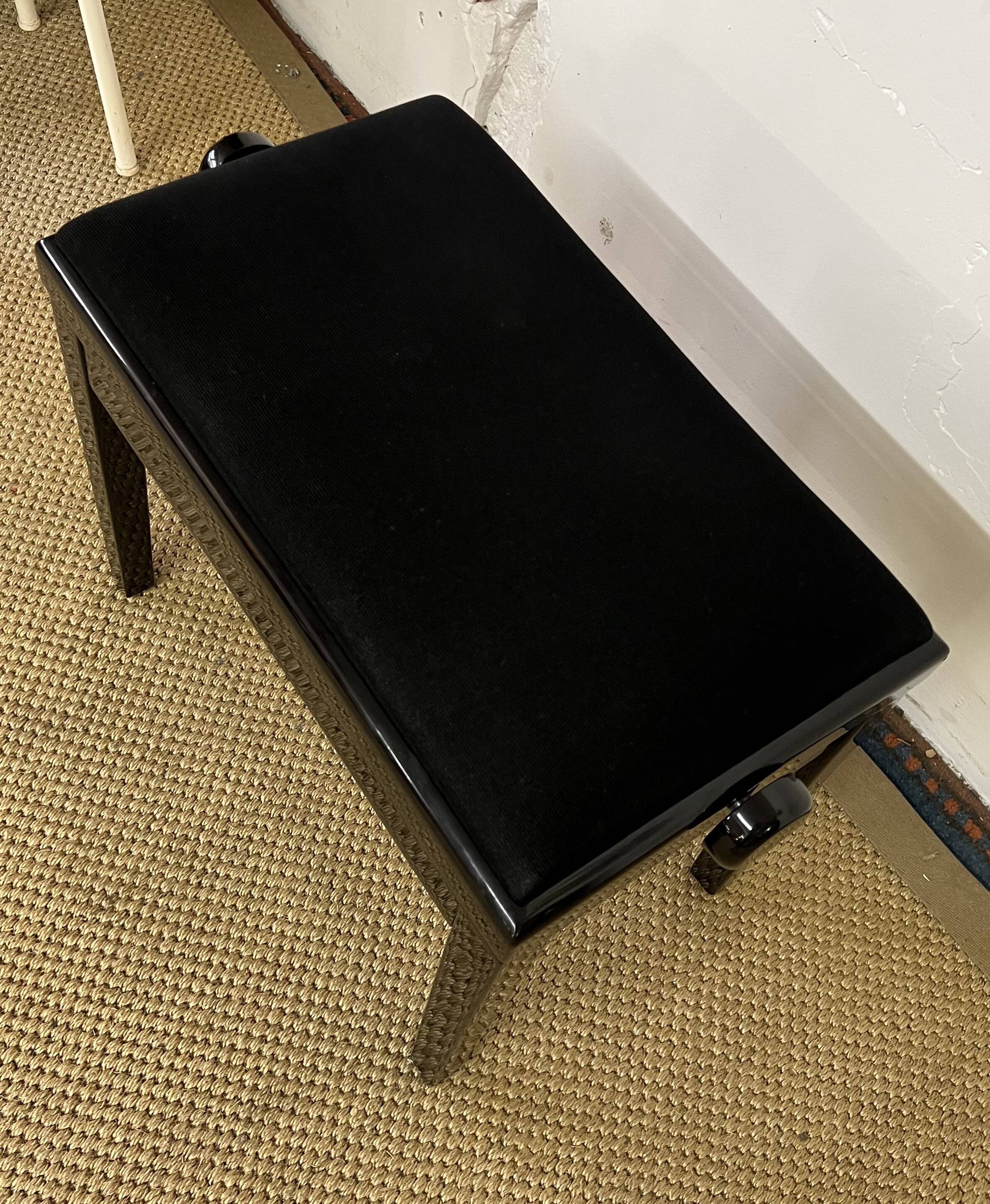 Banc de piano réglable en hauteur