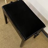 Height-adjustable piano bench