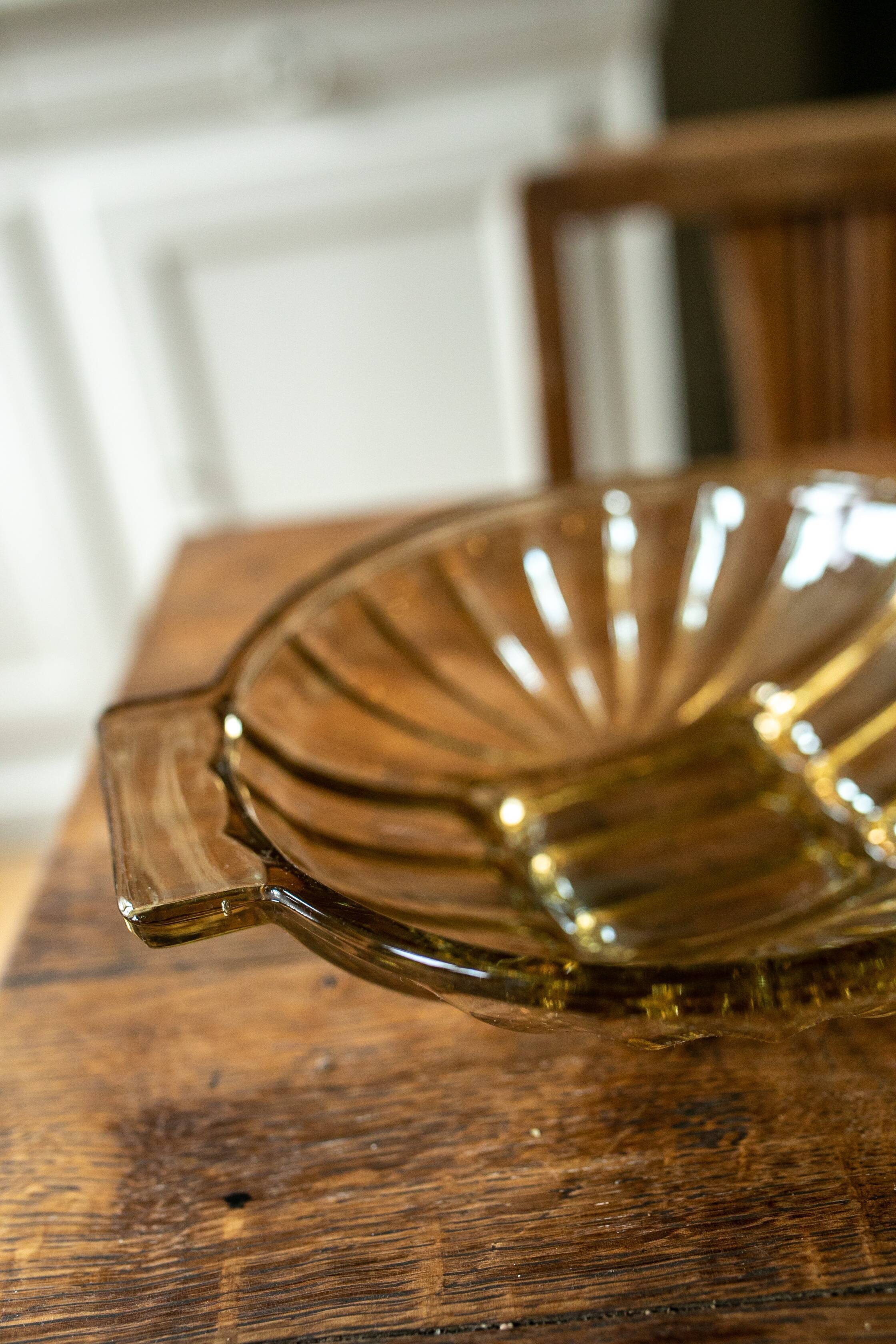 The iridescent glass dish