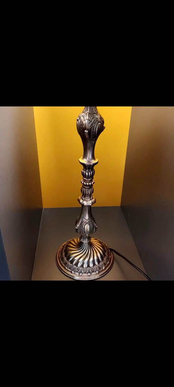 Gilded bronze lamp base