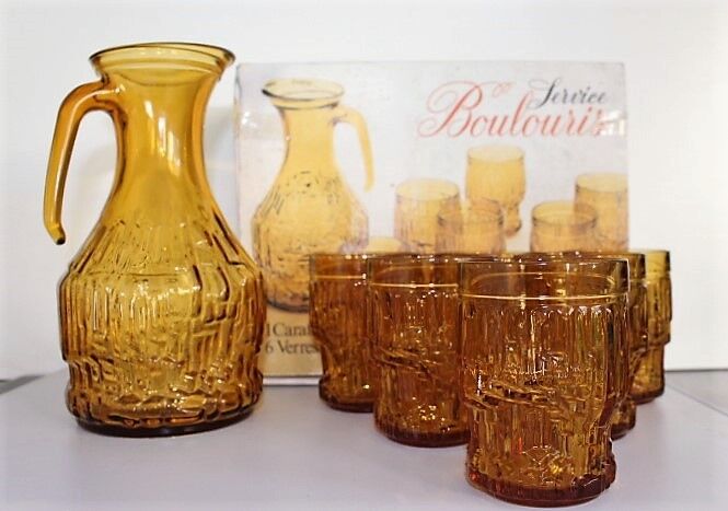 Service amber glasses and Bormioli decanter