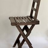 Ancienne chaise pliante avec dossier