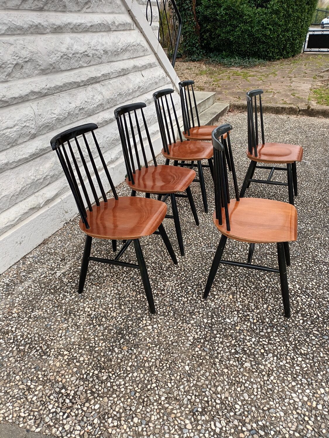 Fanett Chairs by Ilmari Tapiovaara