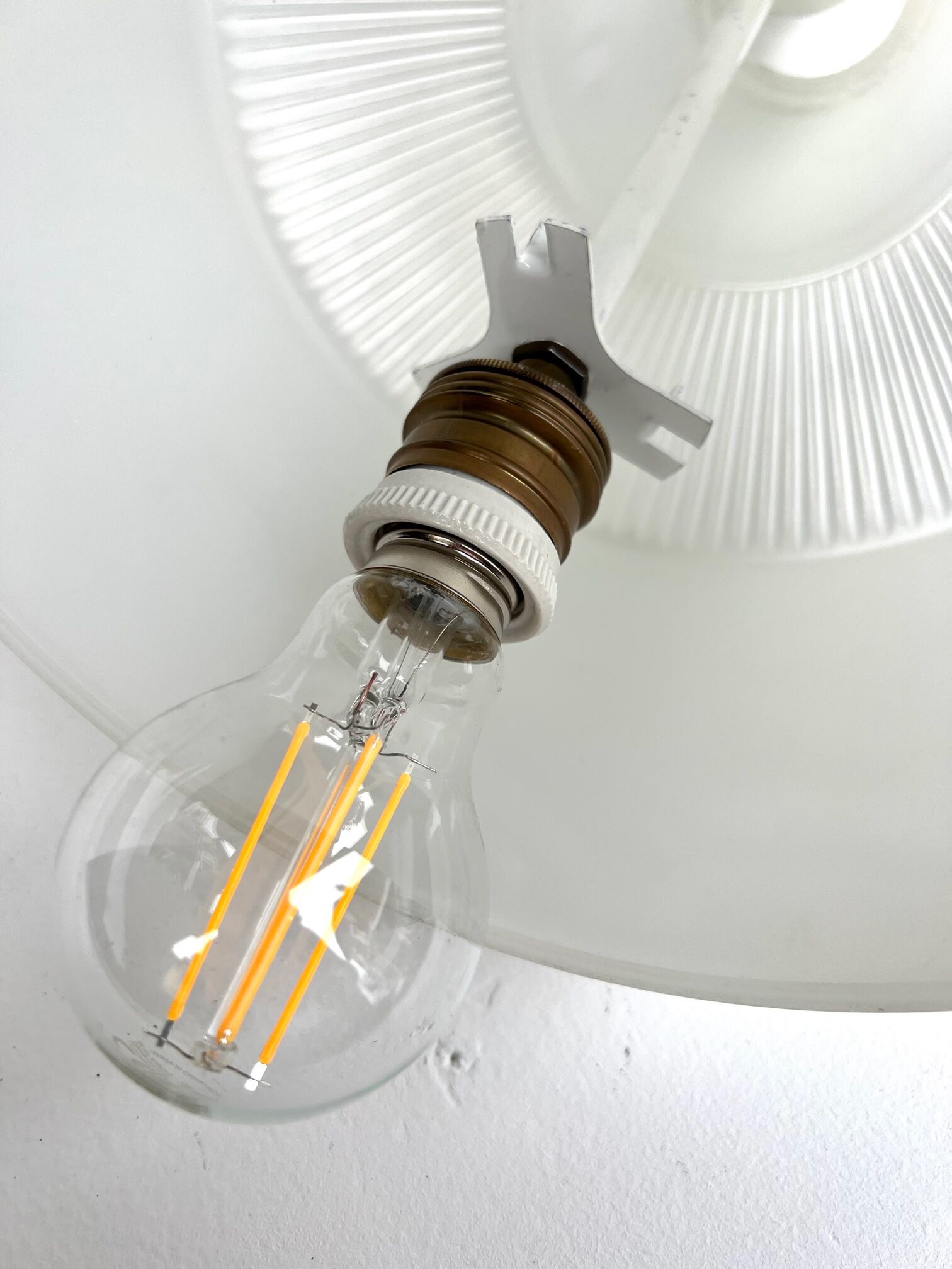 Holophane suspension en verre rv2 prismopal 1972  ø 24 cm