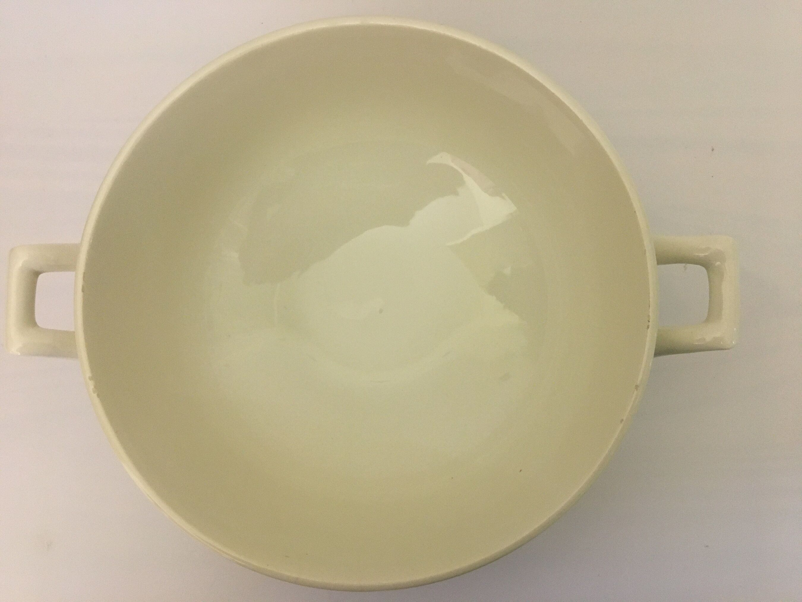 Soup pot "Gien" with spring flower motifs