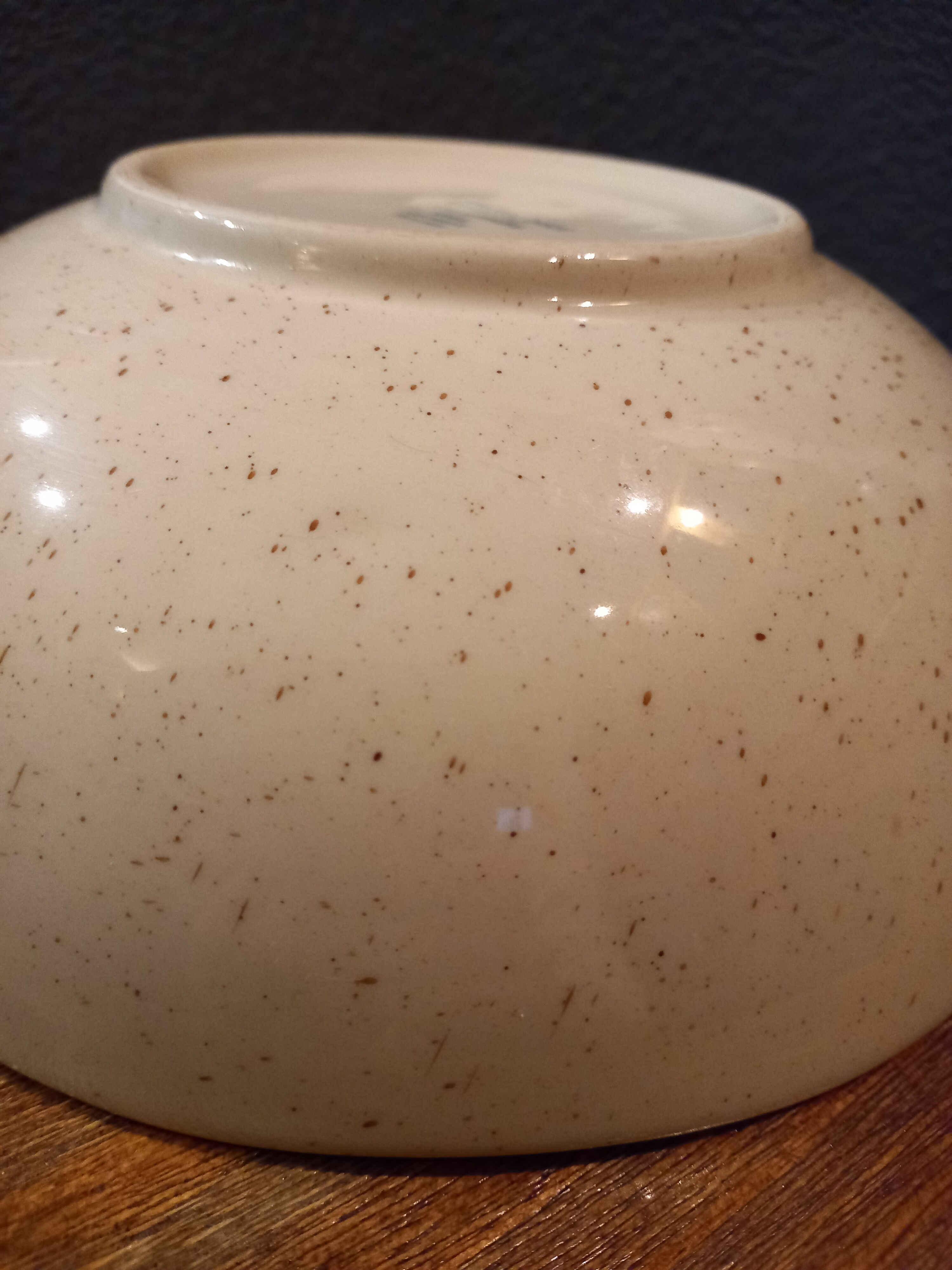 Dish in Barbier gres