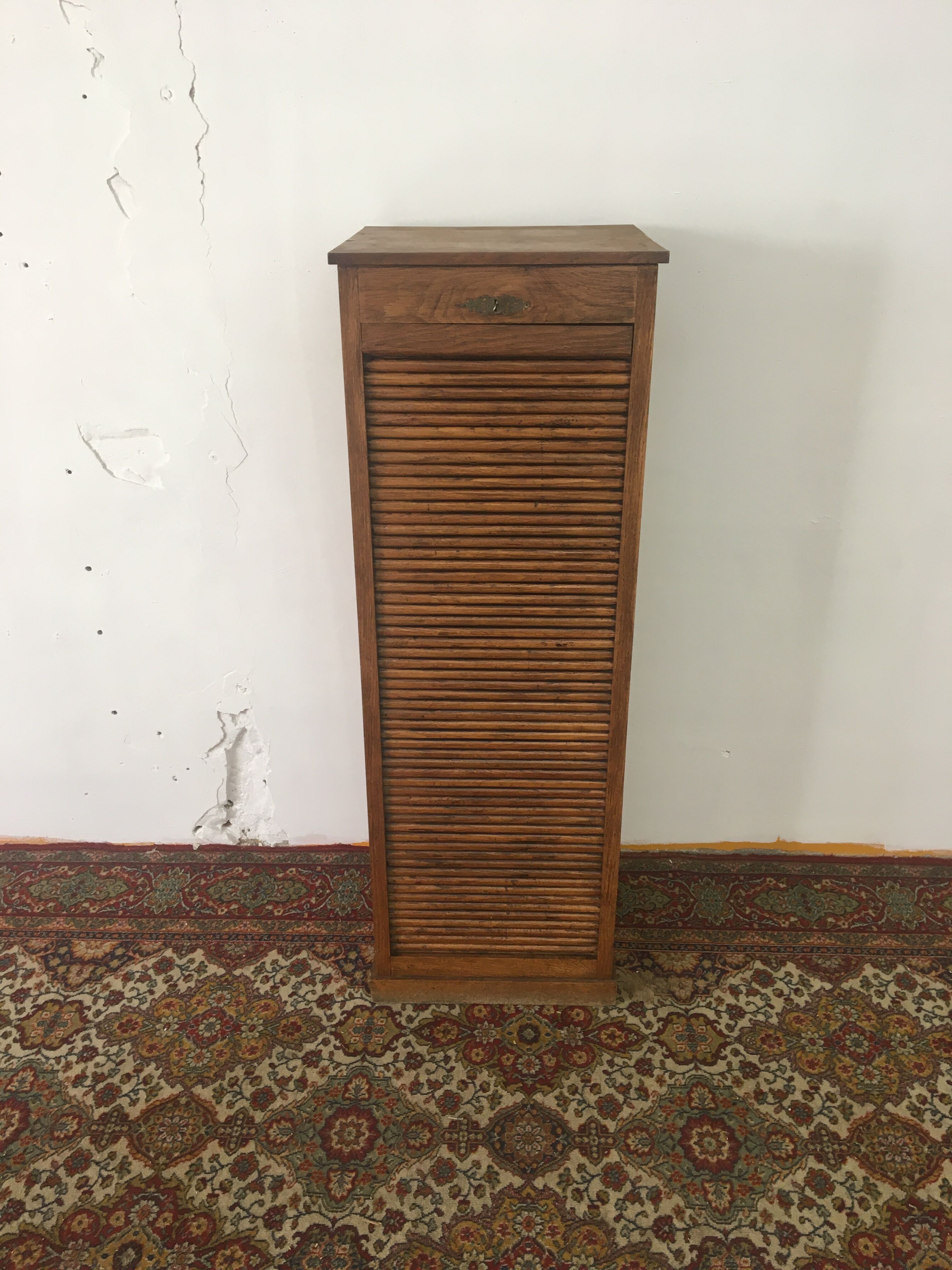 Old curtain binder