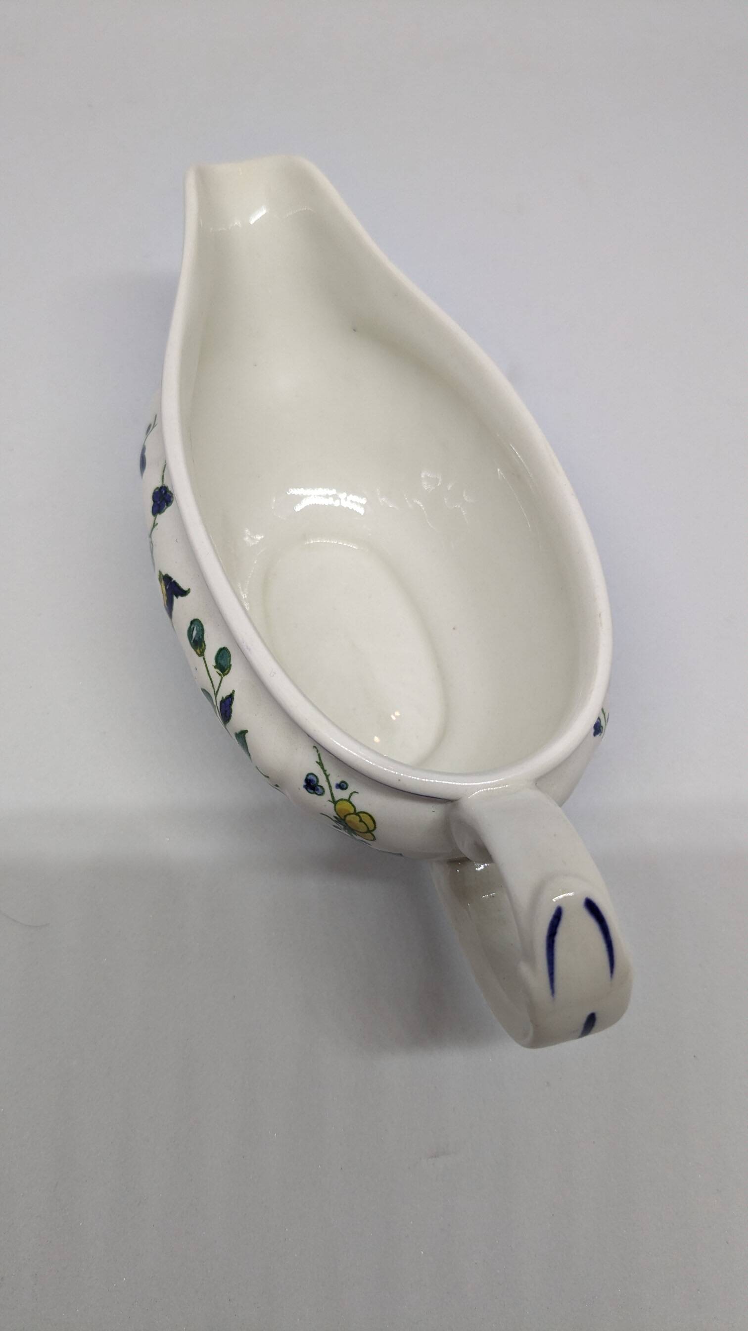Small Villeroy and Boch gravy boat - Phoenix blue