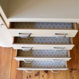 Asymmetrical cabinet