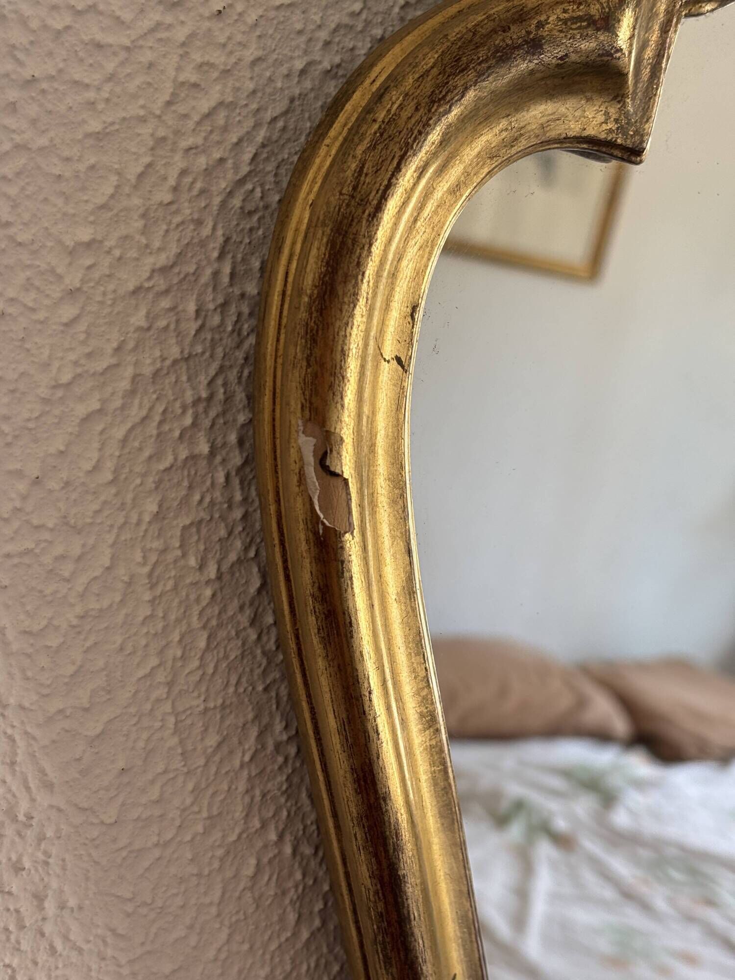 Vintage mirror 1960s Belgian rocaille style gilded wood - 61 x 49 cm