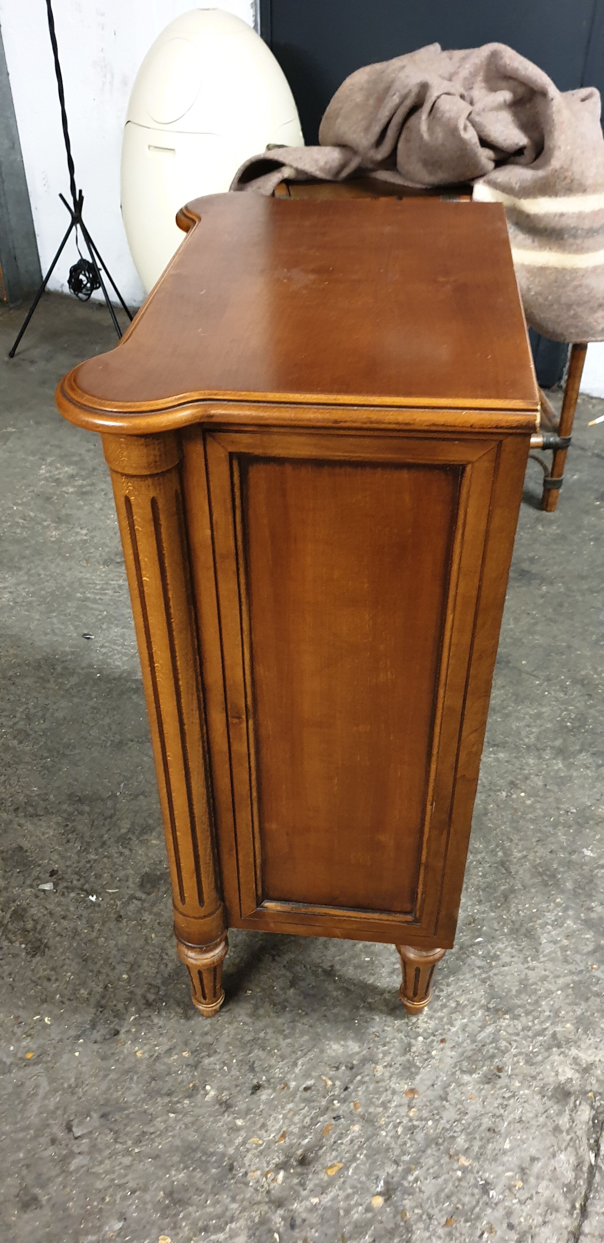 Chiffonier Louis XVI