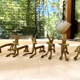 Antelope knife holder