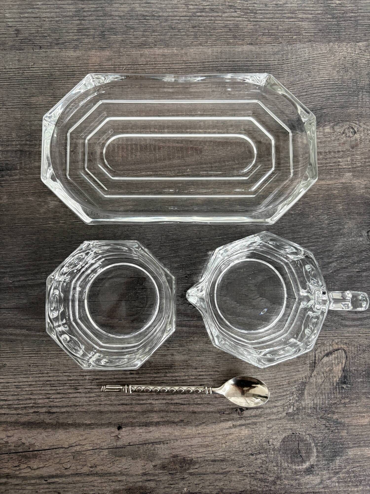 Art Deco Condiment Set in Moulded Crystal