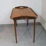 Table d'appoint plateau de service Aase Dreieri Ganddal Norvège  en teck et chêne années 1960