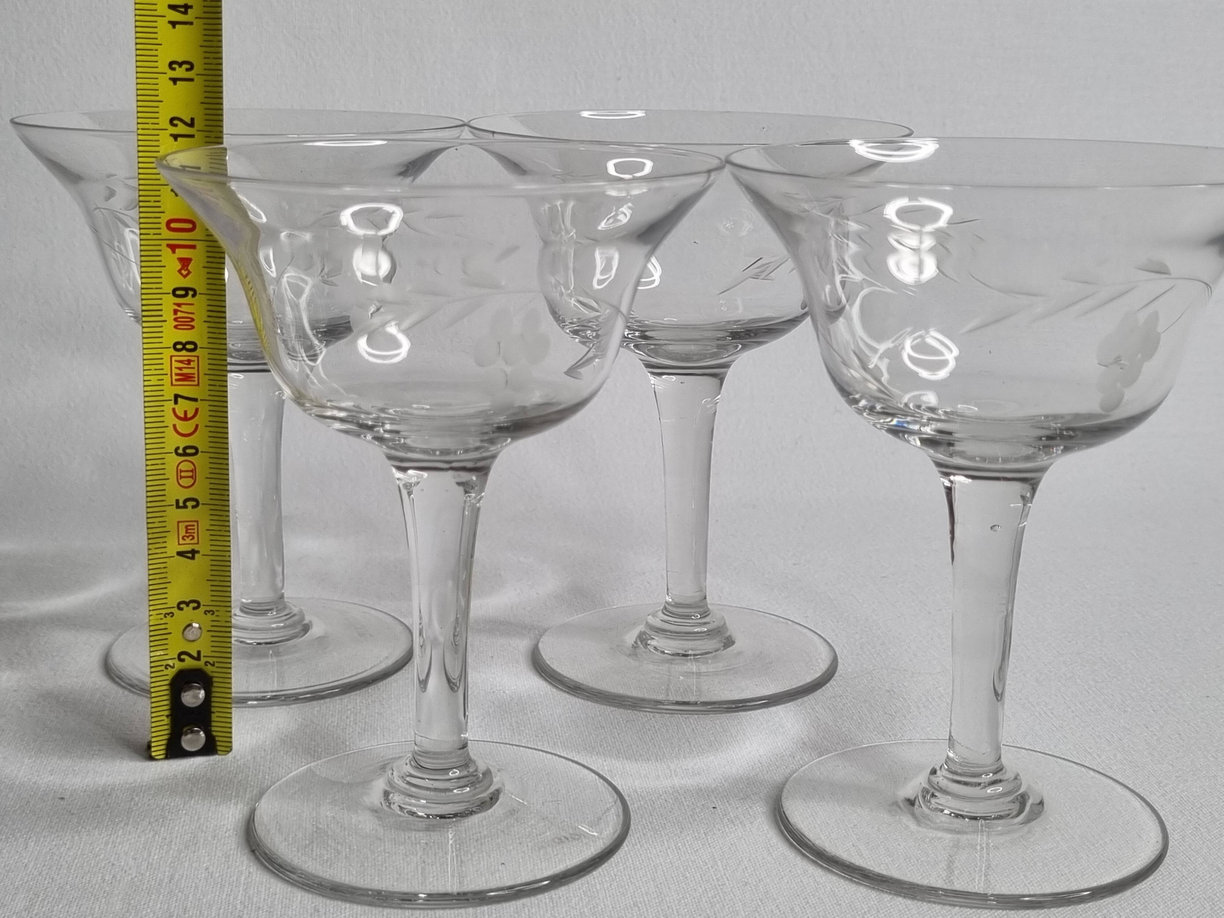 Ensemble de 4 coupes à champagne en cristal gravé 12 cm