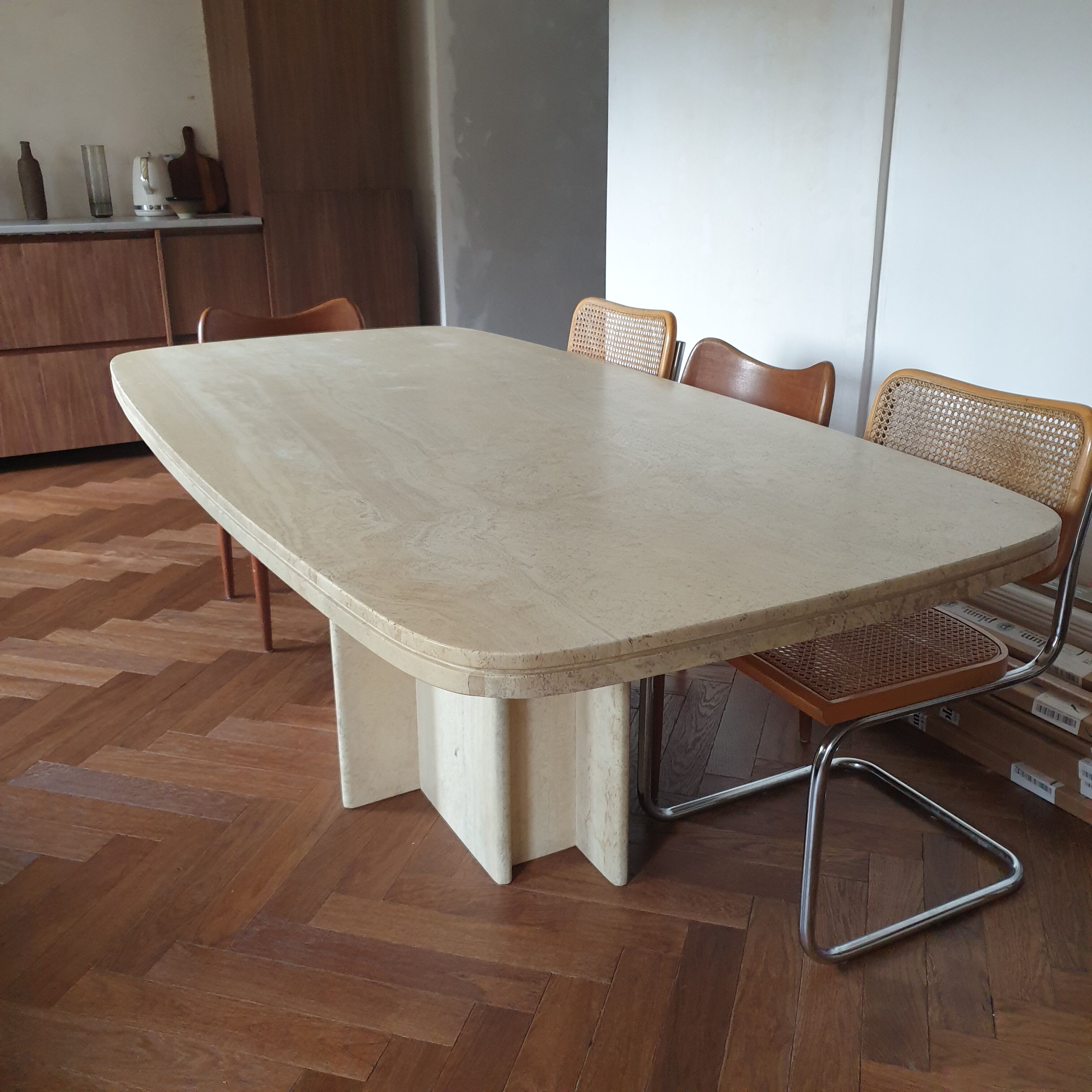 Vintage travertine dining table Roche bobois
