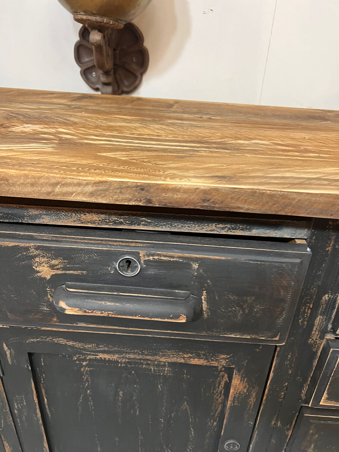 Former large drugstore counter