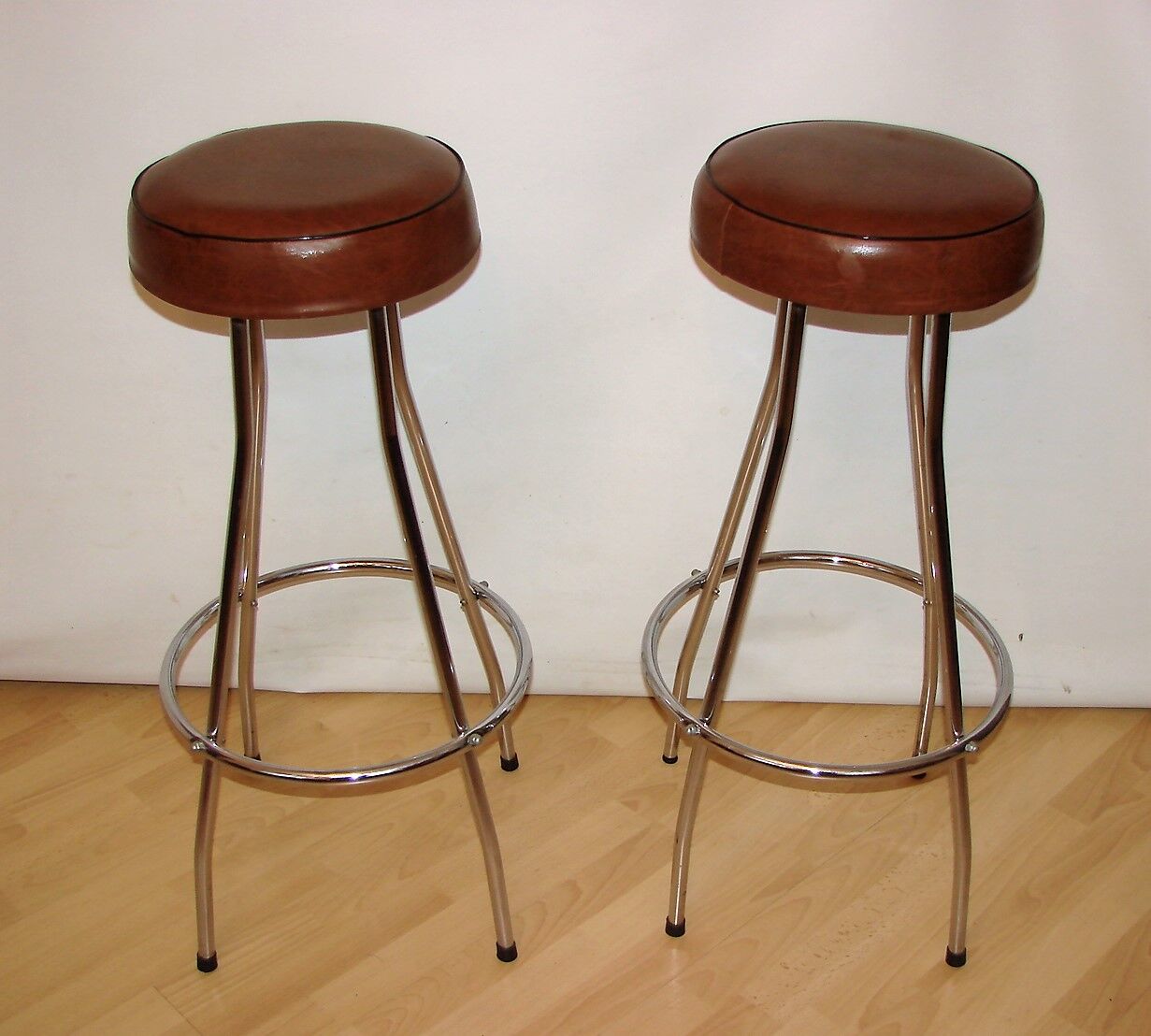Pair of hockers, bar chairs 70s