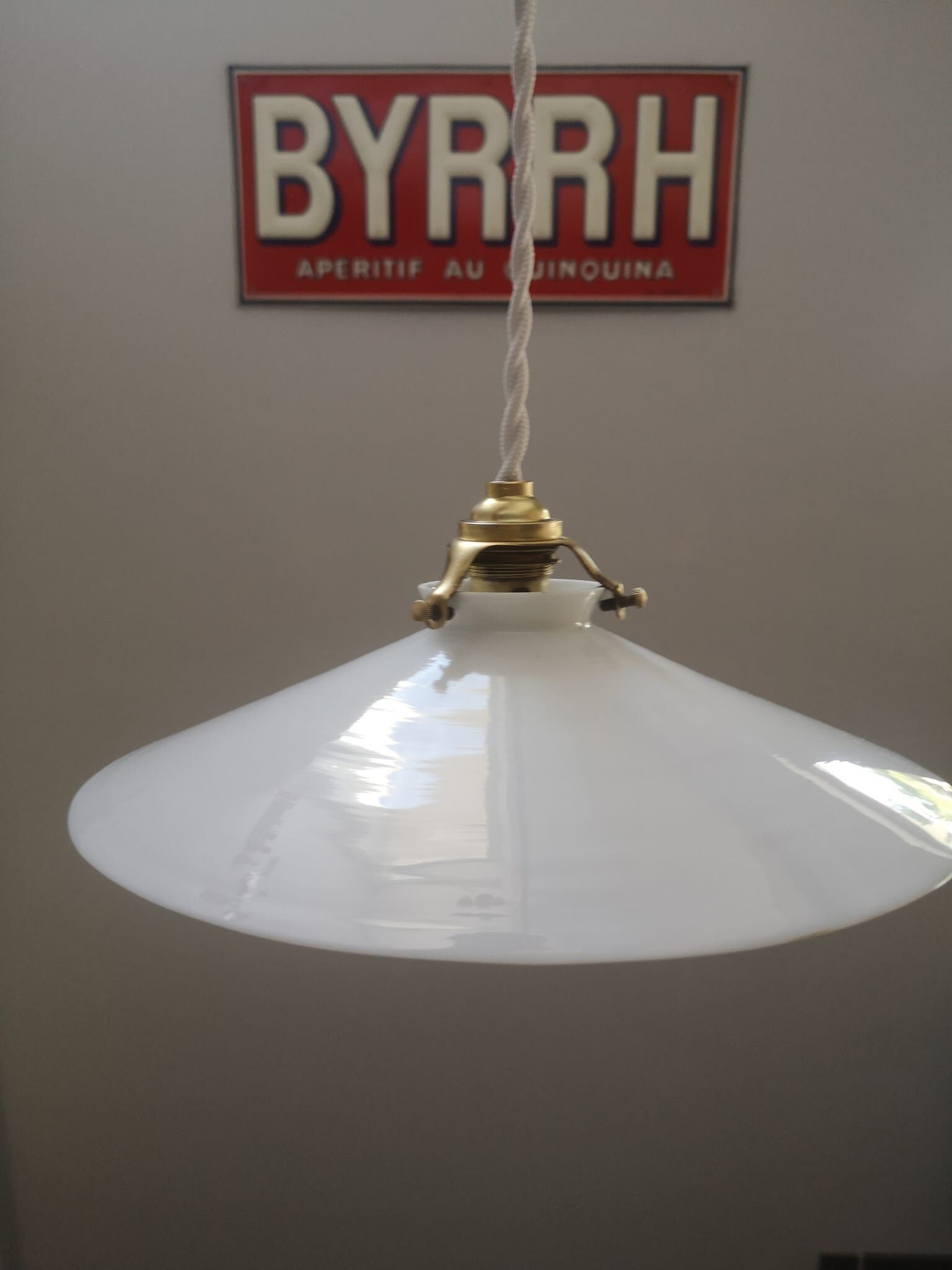Suspension in opaline art deco 1930