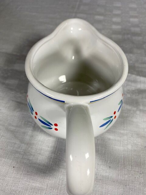 Cream pot by Geneviève Lethu 1995