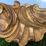 Old mirror in carved wood and gilded leaf, Louis XV rocaille style, twentieth century 59x87cm