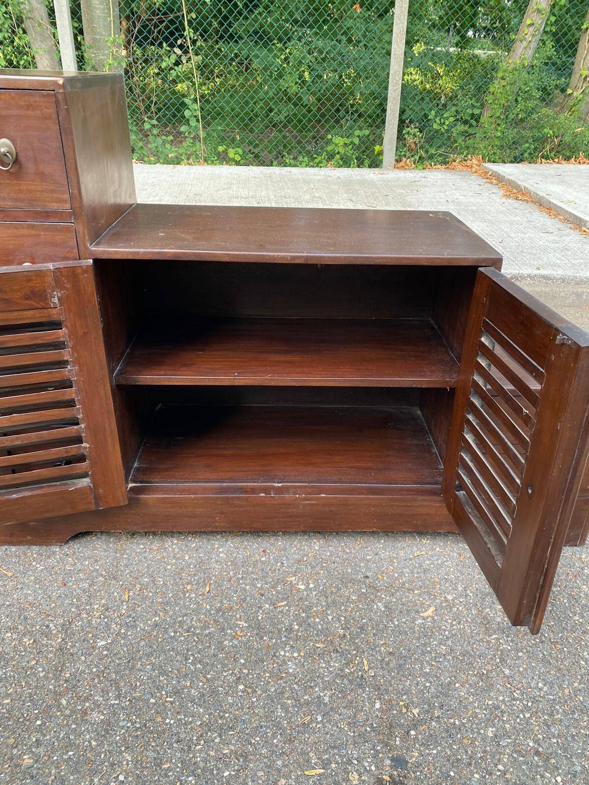 Asian-inspired staircase furniture in solid teak from the 1980s.