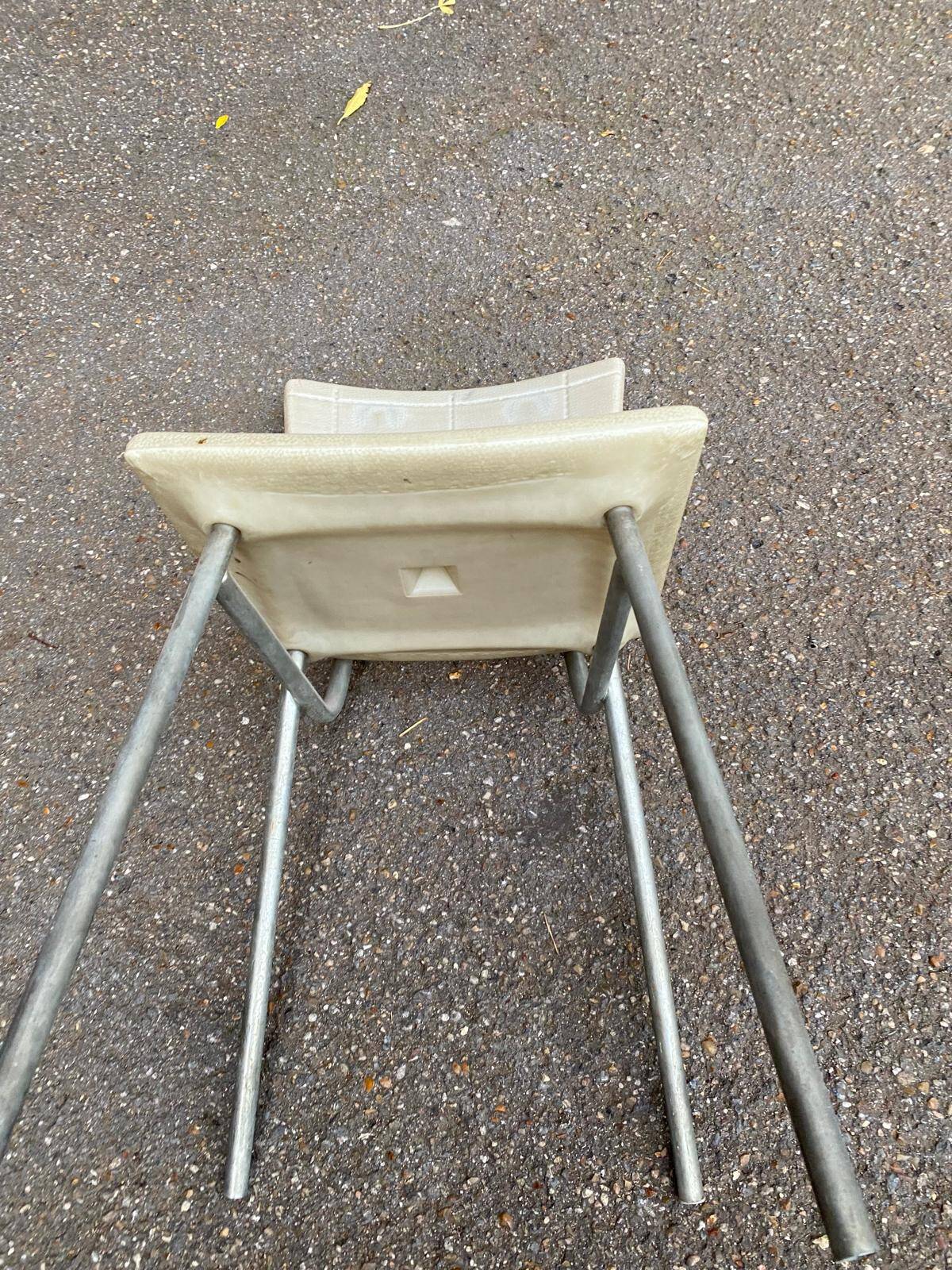 Children's chair, grey metal and beige plastic, 1970s