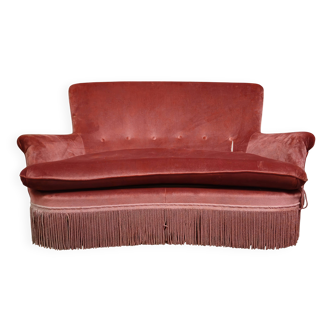 Half-moon shaped toad stool bench, Napoleon III period, in pink velvet.