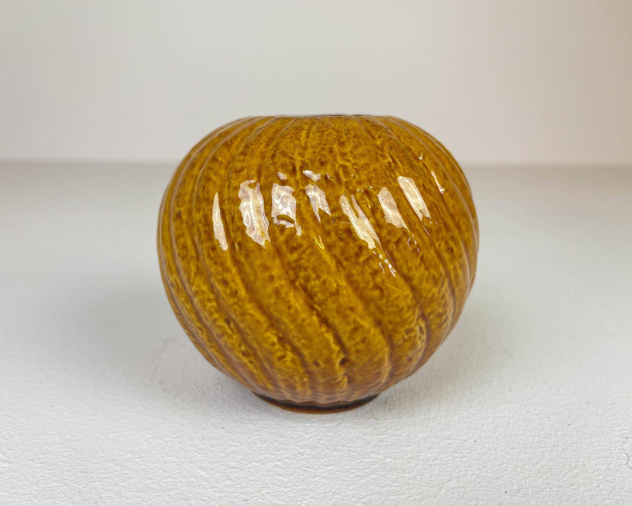 Rare pair of mid-century modern vases by Gunnar Nylund, Rörstrand, Sweden, 1940s.