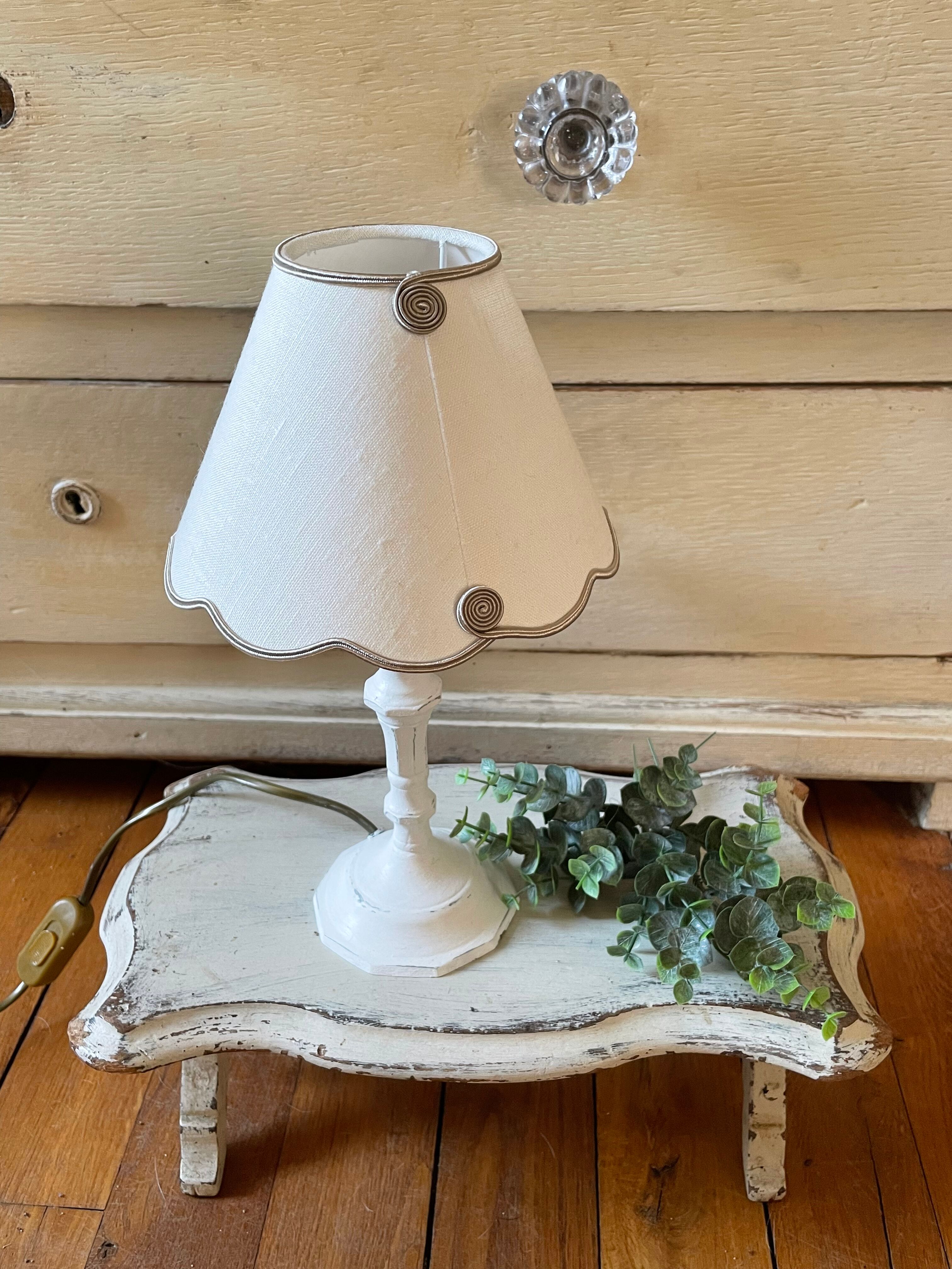 Shabby white patinated lamp