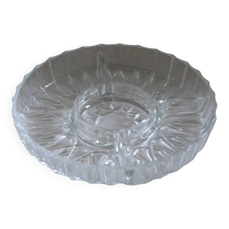 Compartmented dish in chiseled glass