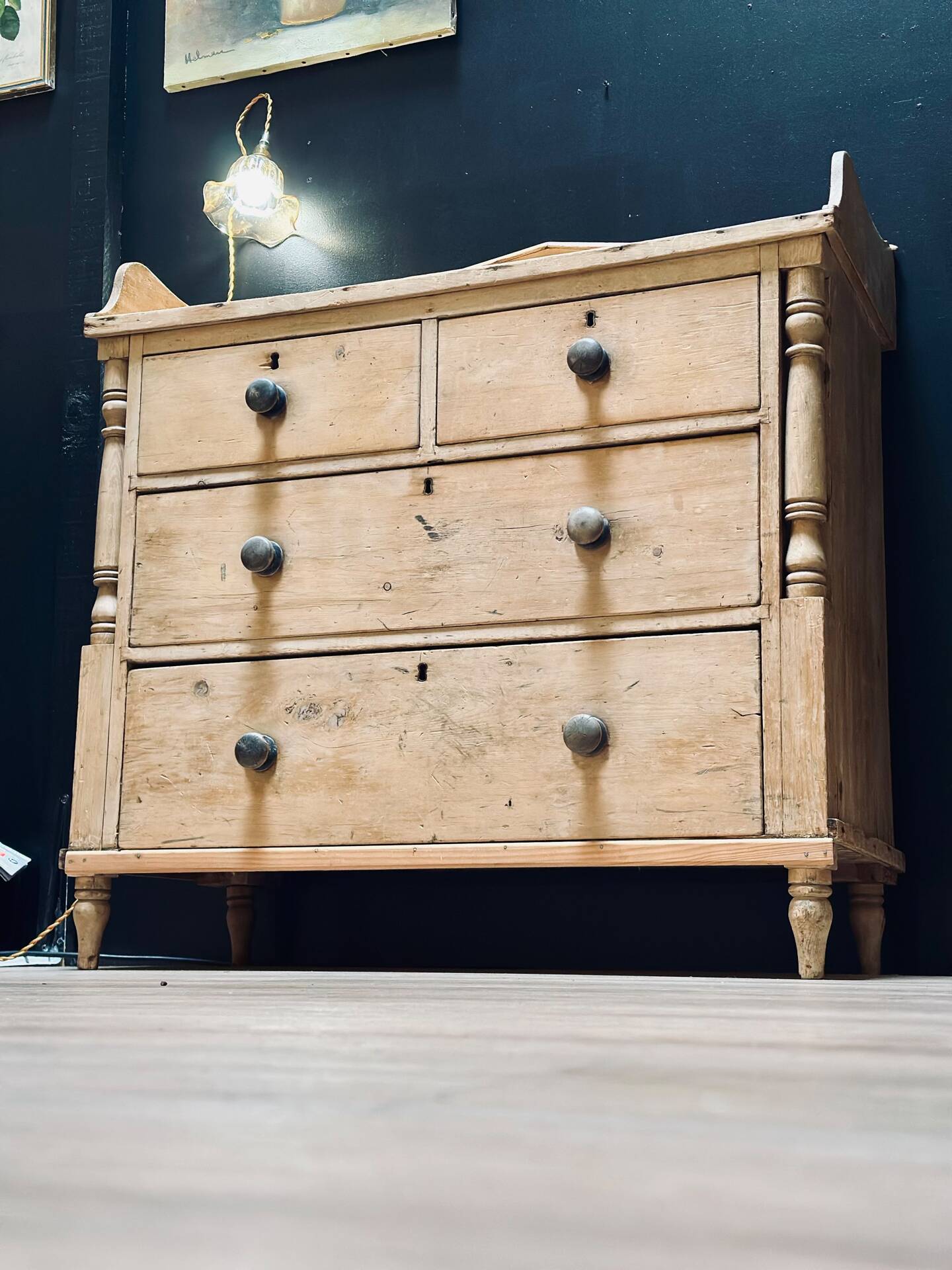 English commode