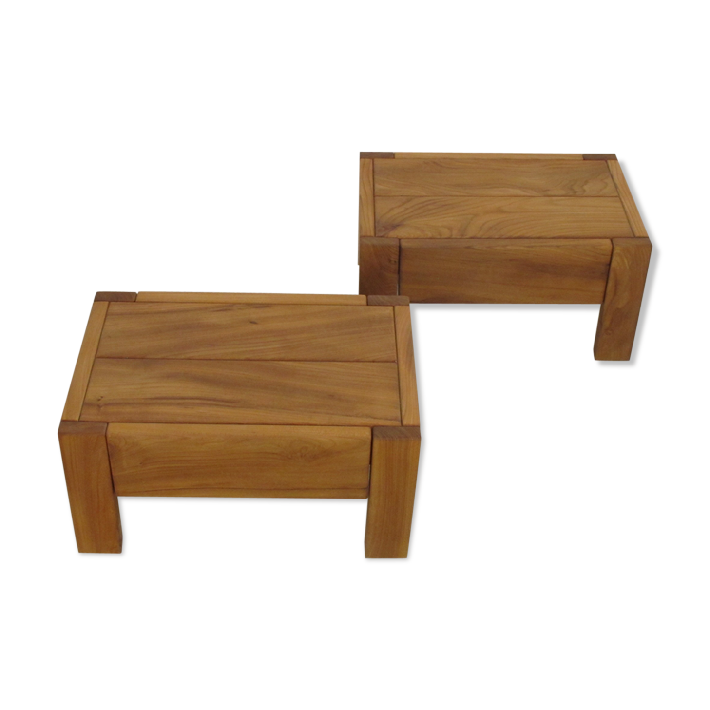 Paire de tables d'appoint, maison Regain 1970, orme huilé