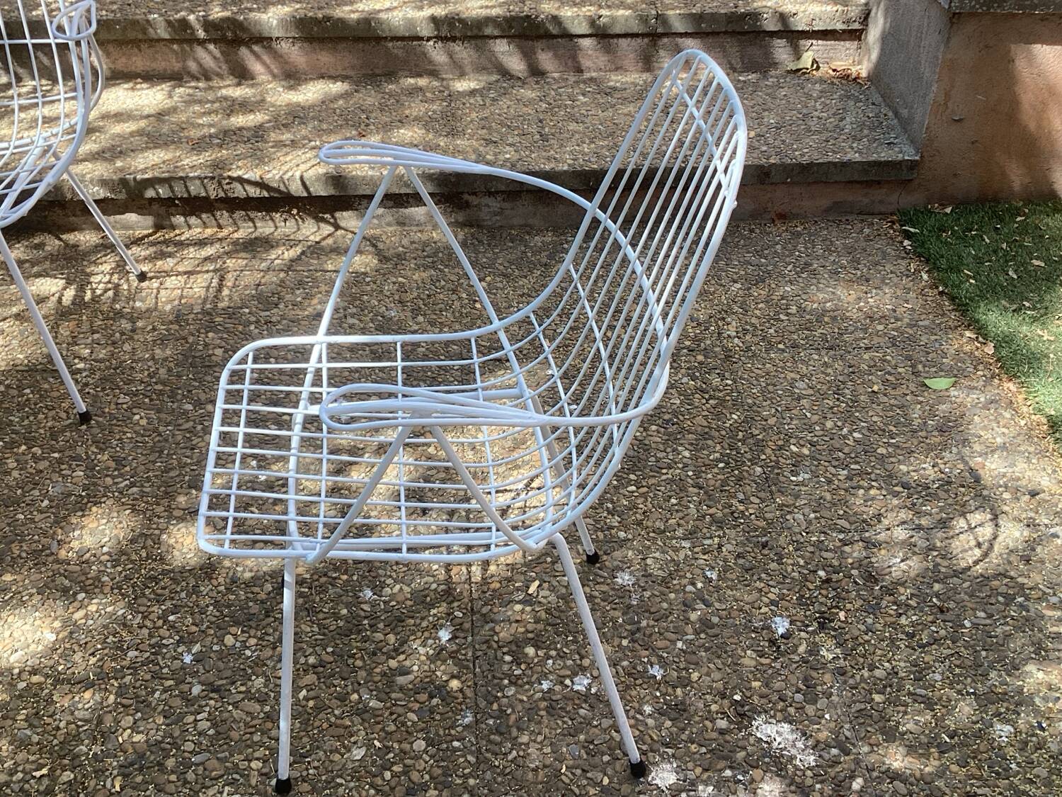 4 vintage 60s garden armchairs in white metal