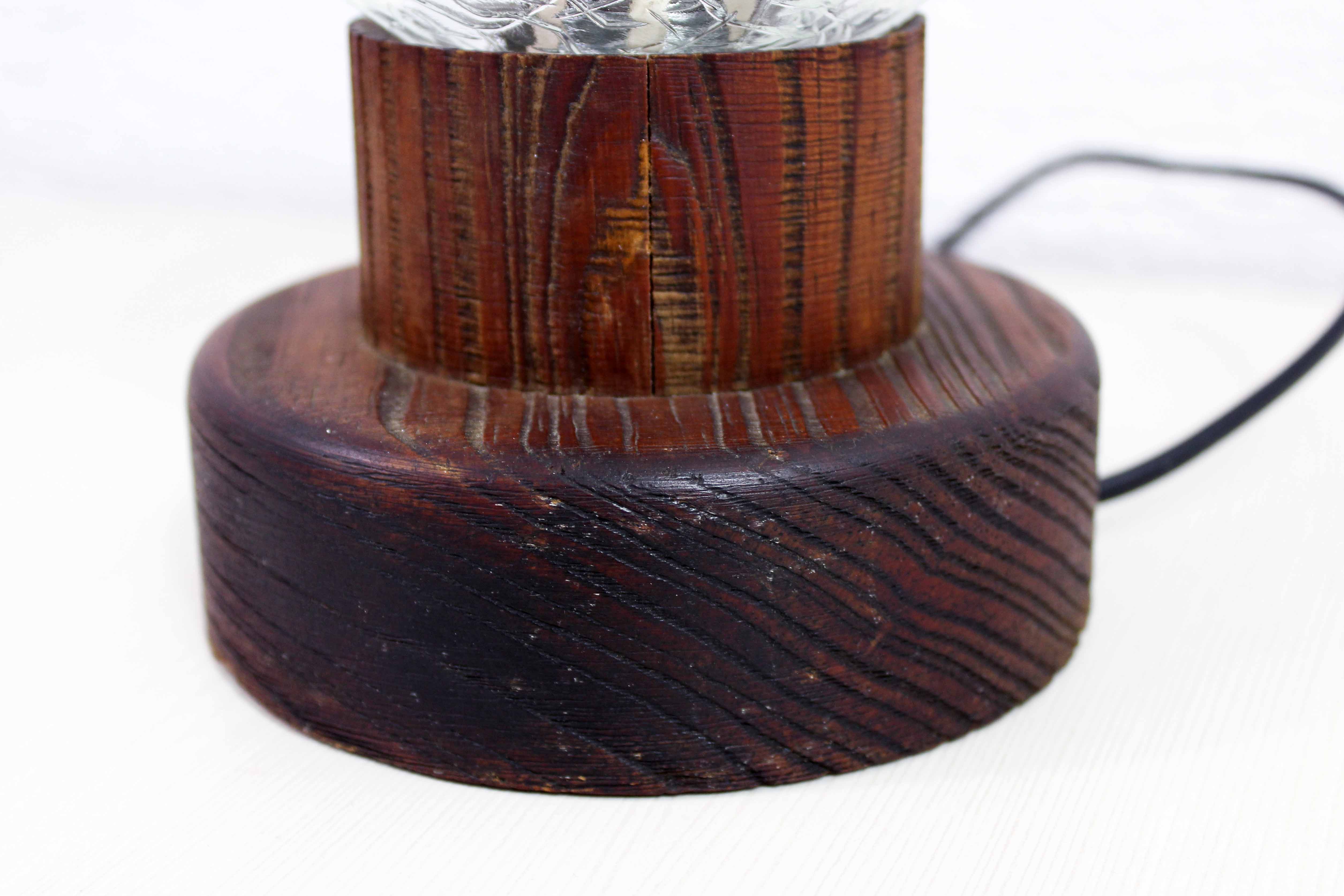 Table lamp in wood and glass