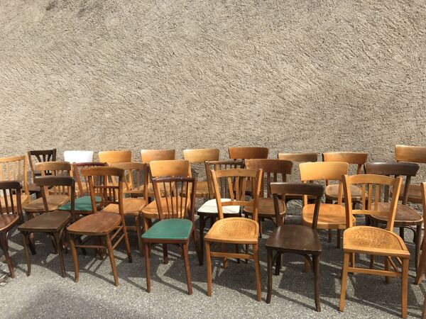 Lot de 20 chaises bistrot en bois courbé