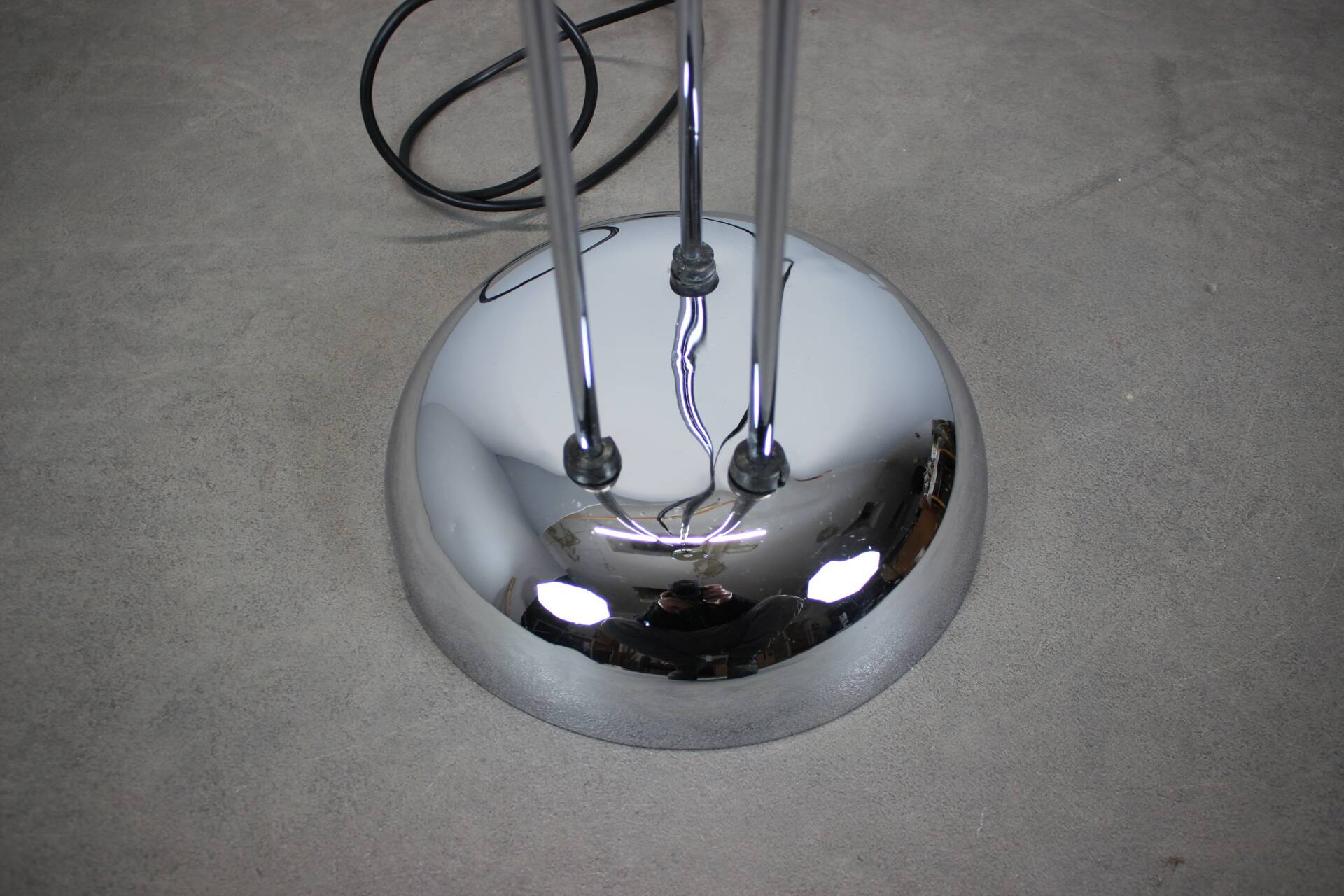 Lampadaire italien réglable en chrome Space Age, années 1960