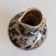 Vase en céramique antique du XVIIIe siècle, peint à la main, design proche-oriental à motif floral avec anse, petit objet d’art décoratif, idée cadeau